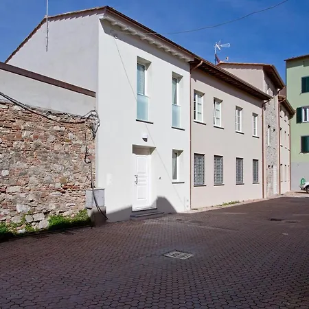 Daire La Casa Del Bottaio, Charming Flat Just 500 M From S Centre Lucca